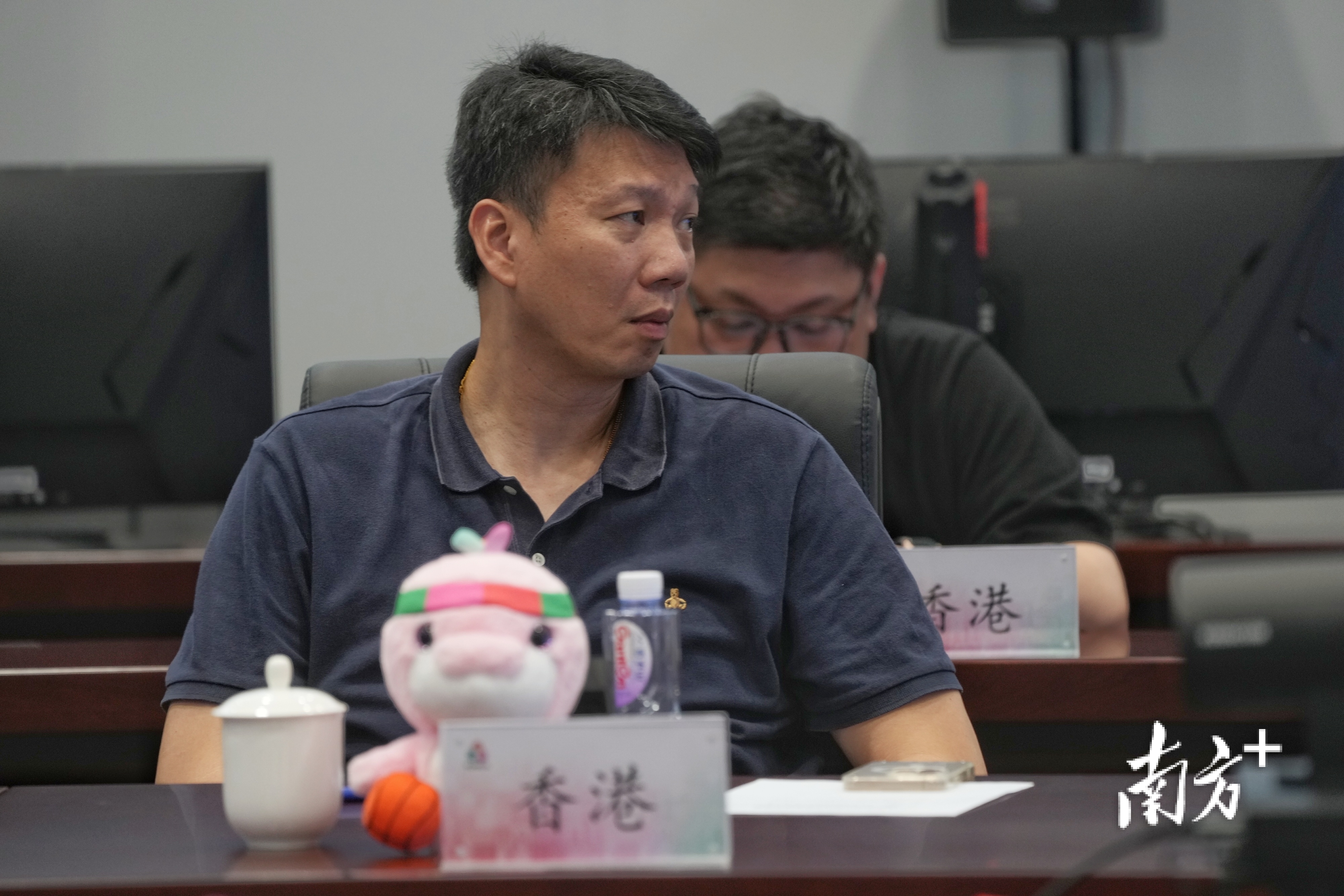举行, 积极备战十