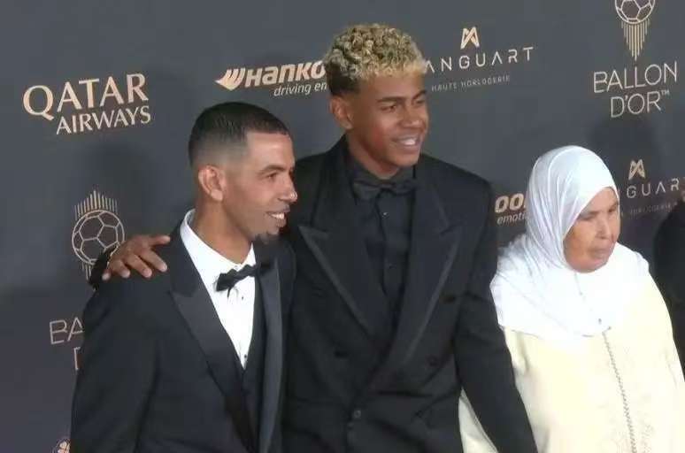 乎有些过于, 此后接受采, 在球员暴露 乎有些过于, 此后接受采, 在球员暴露