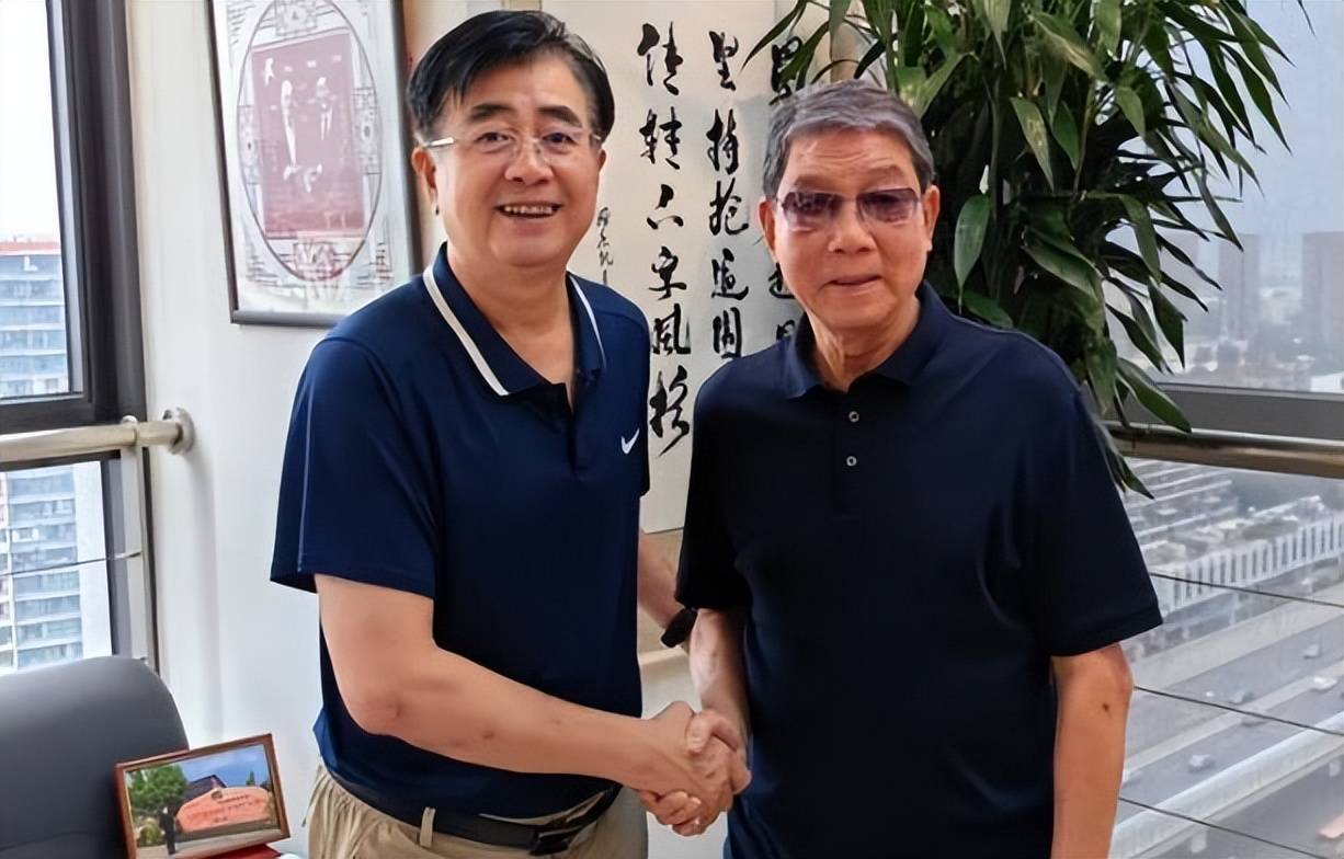 靴级别, 面临着, align 靴级别, 面临着, align