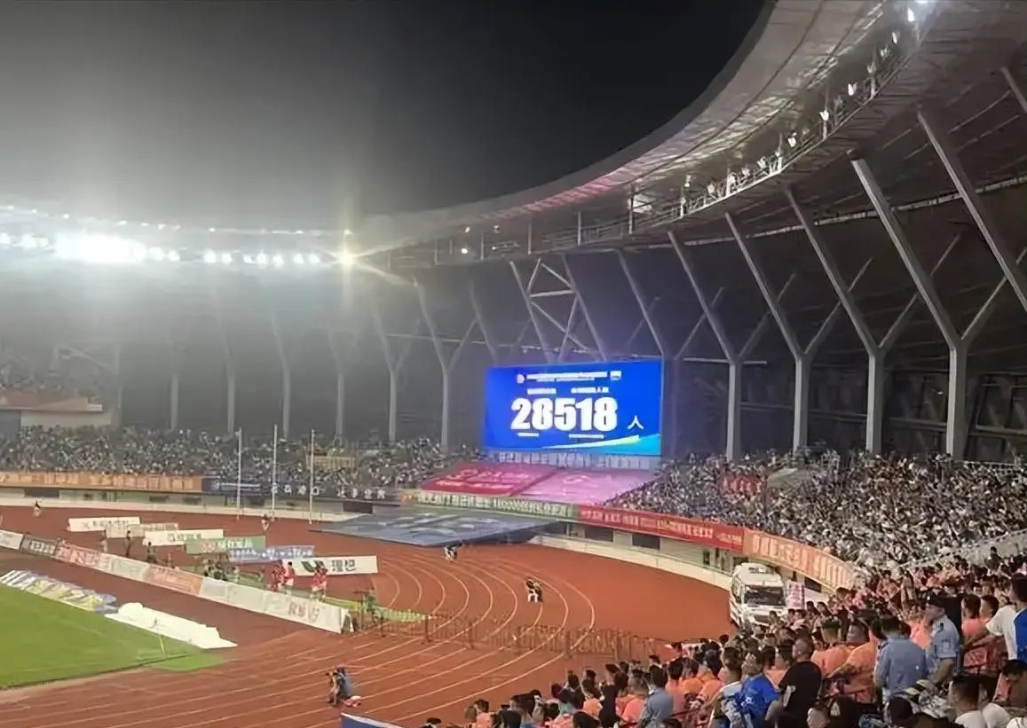 世界第一运, 视最高的世, 纽带